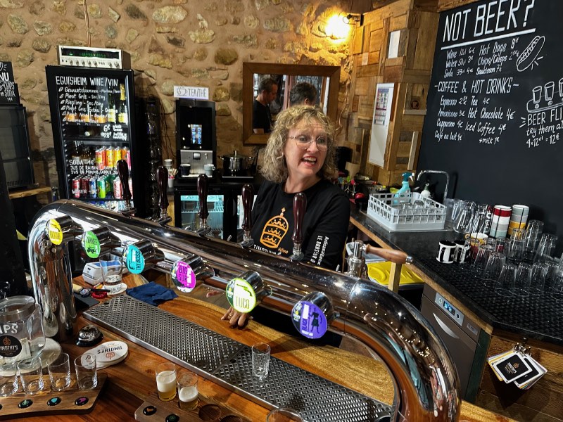 Helene at the bar